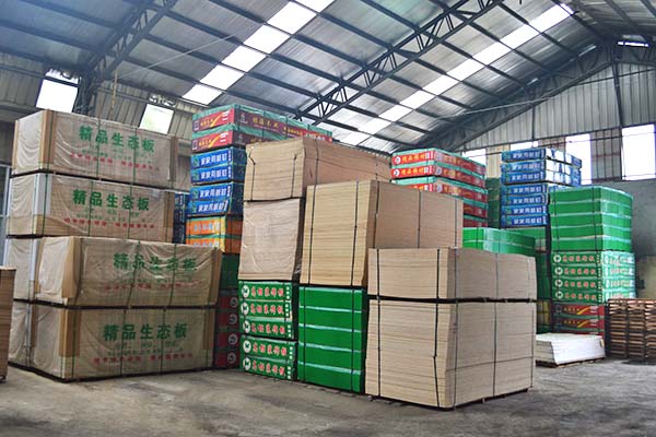 木之骄品牌樱桃视频高清免费观看在线播放仓库一角